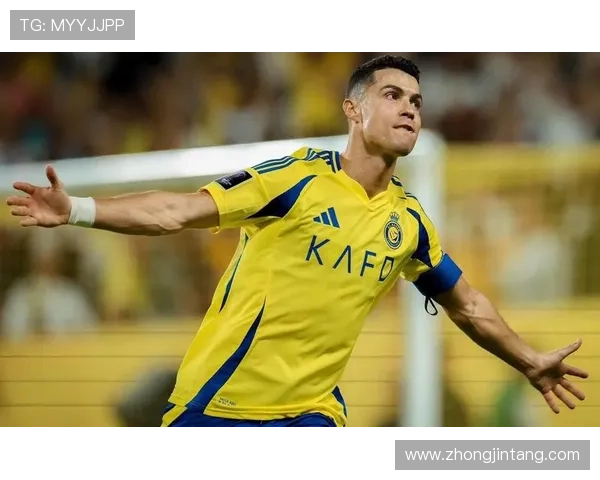 新世纪国家队出场次数排行榜:C罗以223场稳居第一梅西194场位居第二 新世纪国家队出场次数排行榜:C罗以223场稳居第一梅西194场位居第二