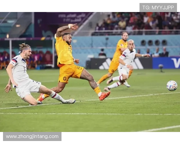 加纳成功晋级世界杯荷兰队四球大胜掀起欧洲赛场强劲风暴 加纳成功晋级世界杯荷兰队四球大胜掀起欧洲赛场强劲风暴