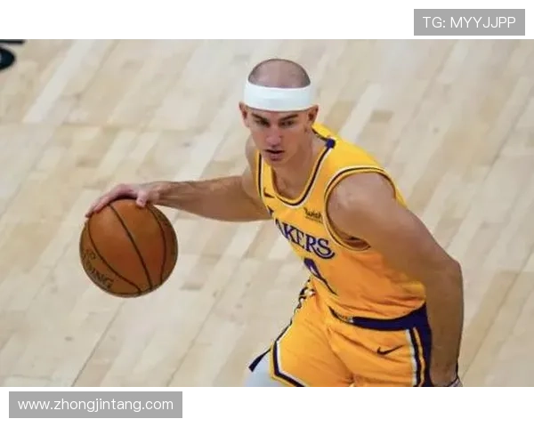 雷火揭幕战惨烈卡鲁索脑震荡阿门小腿抽筋双星伤退